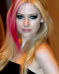 Avril Lavigne em seu novo clipe