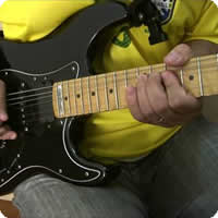 Vídeo: Música da Copa 2010 tocada na guitarra!
